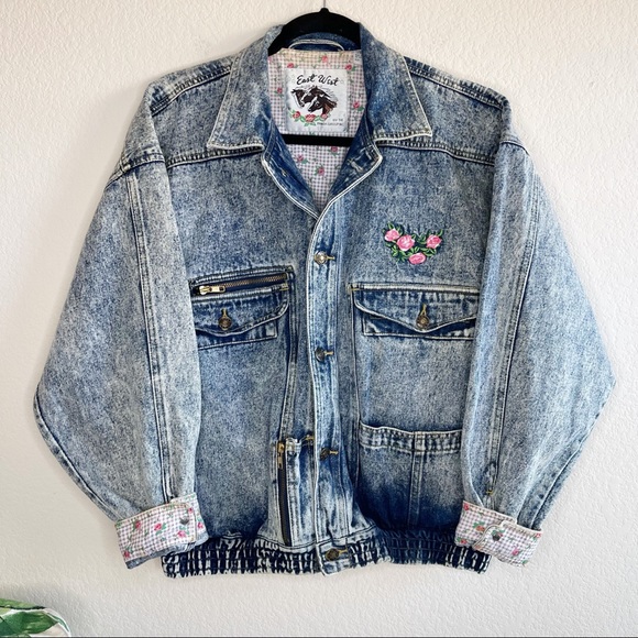 ✨Vintage East West | Oversized Acid Wash Floral Denim Jean Jacket - Picture 1 of 16